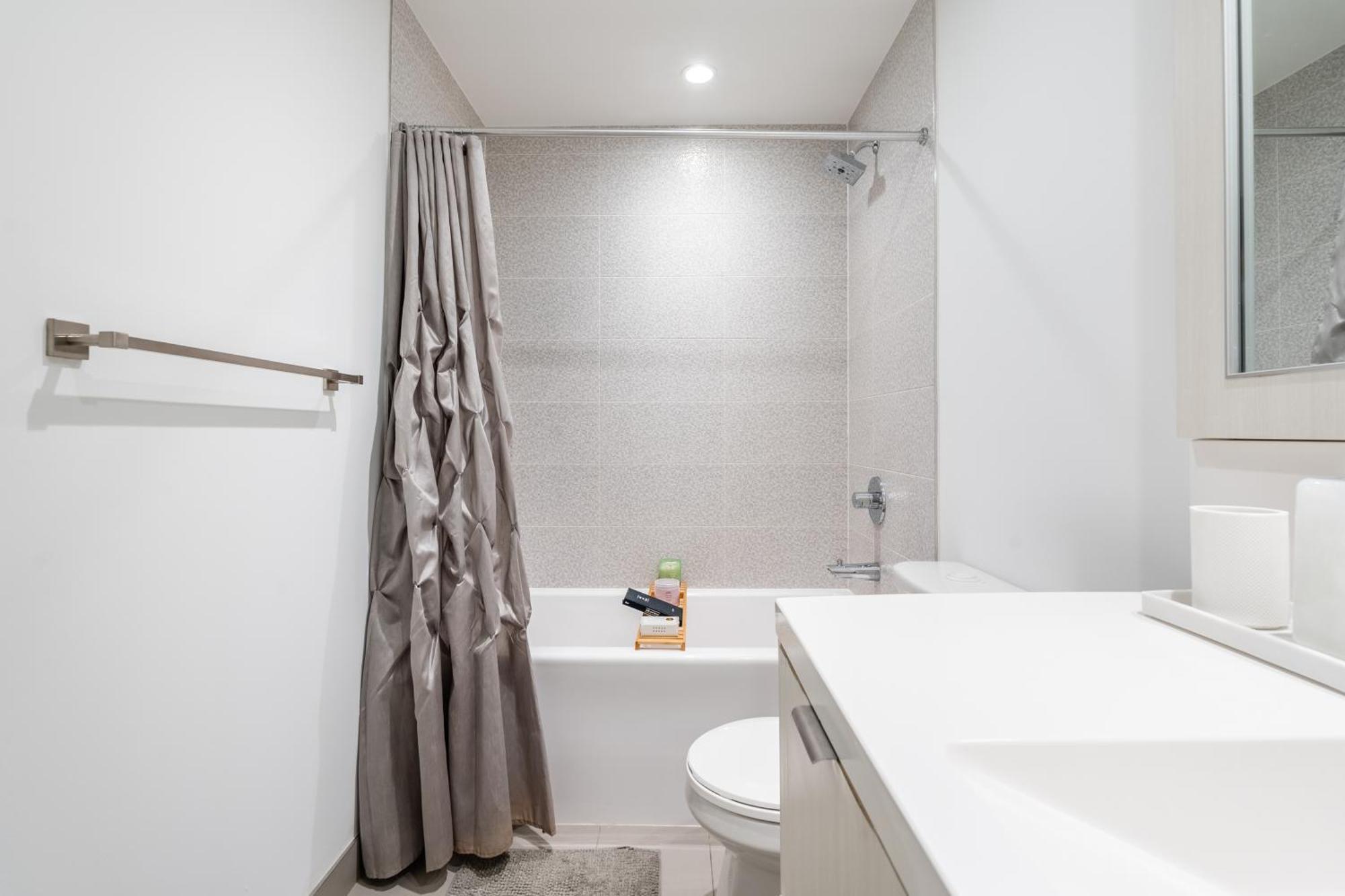 Spacious Corner Apartment Downtown Toronto Exteriér fotografie